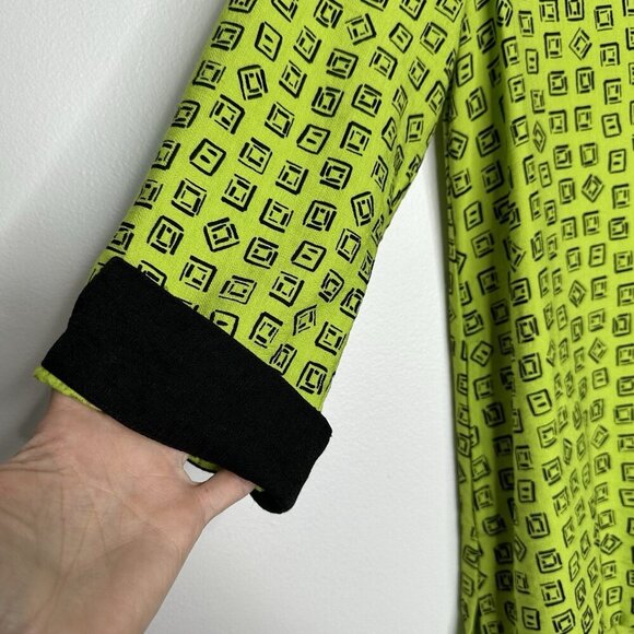 Ali Miles Tunic Top Size S Green Black Geometric Button Front Art to wear - Picture 3 of 12